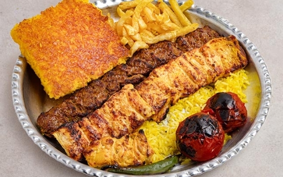 خوراک کباب میکس با جوجه سینه