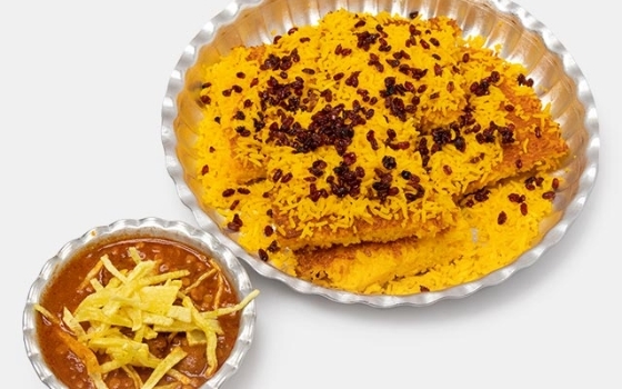ته چین با خورشت قیمه سیب زمینی